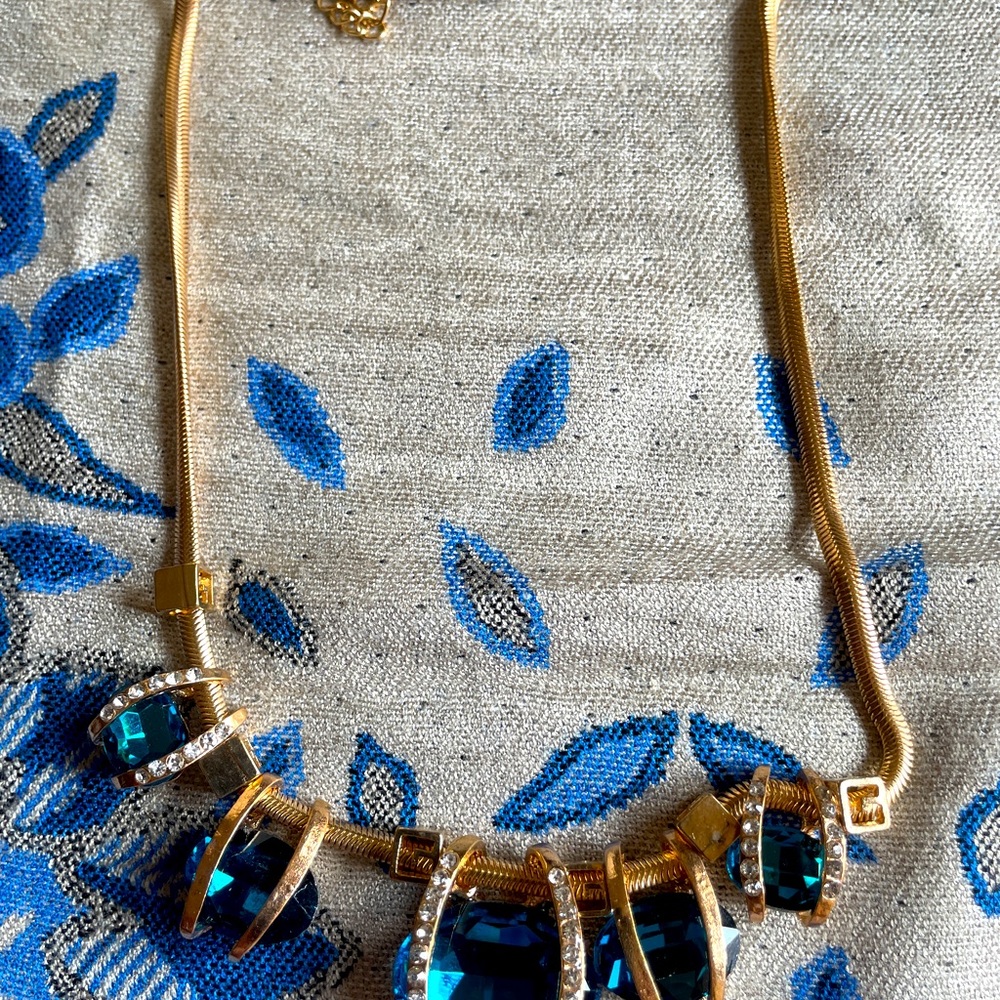 Fashion necklace